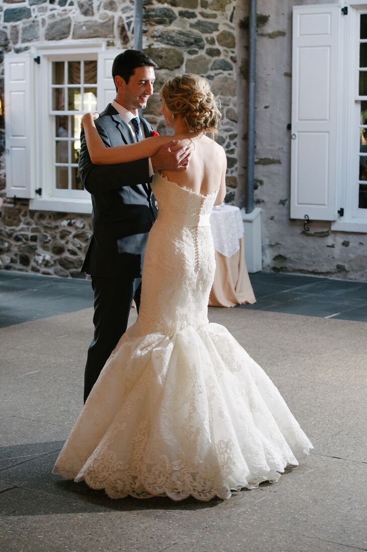 Bride and Groom First Dance