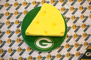 Green Bay Packers-Inspired Groom's Cake