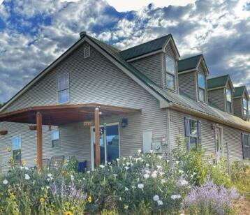 Picture of Majestic Lodging 