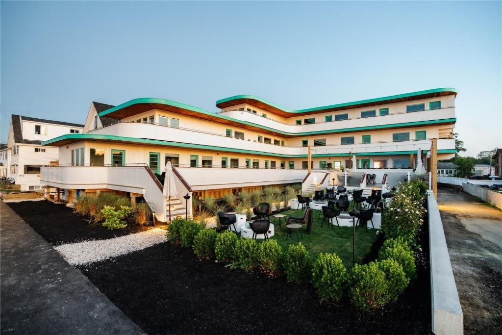Picture of The Nevada Hotel
