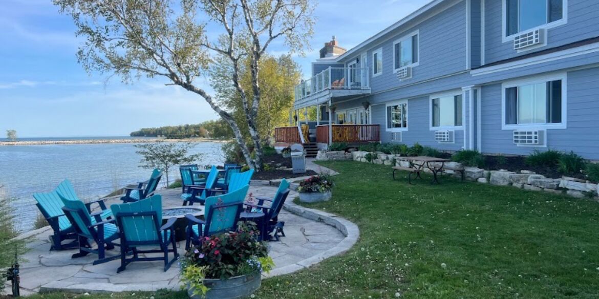 Picture of Beachfront Inn