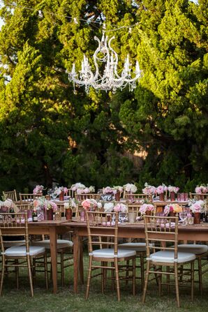 Crystal Chandelier-Decorated Wedding Reception