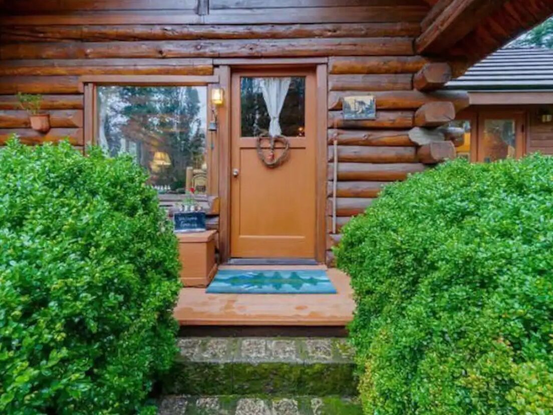 Picture of The Pines & Cherries Cabin Retreat in the Gorge