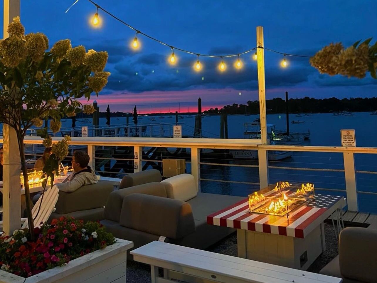 Picture of Cooper Bluff - Waterfront Bar