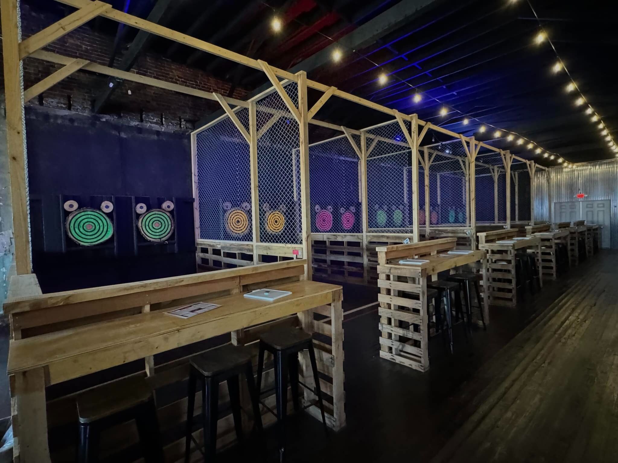 Picture of Mad Axes Throwing Bar