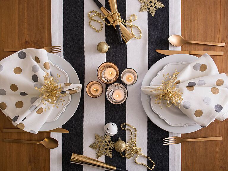Table runner with black and white thick stripes