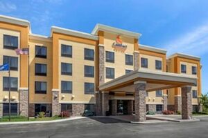 Picture of Comfort Suites Oshkosh