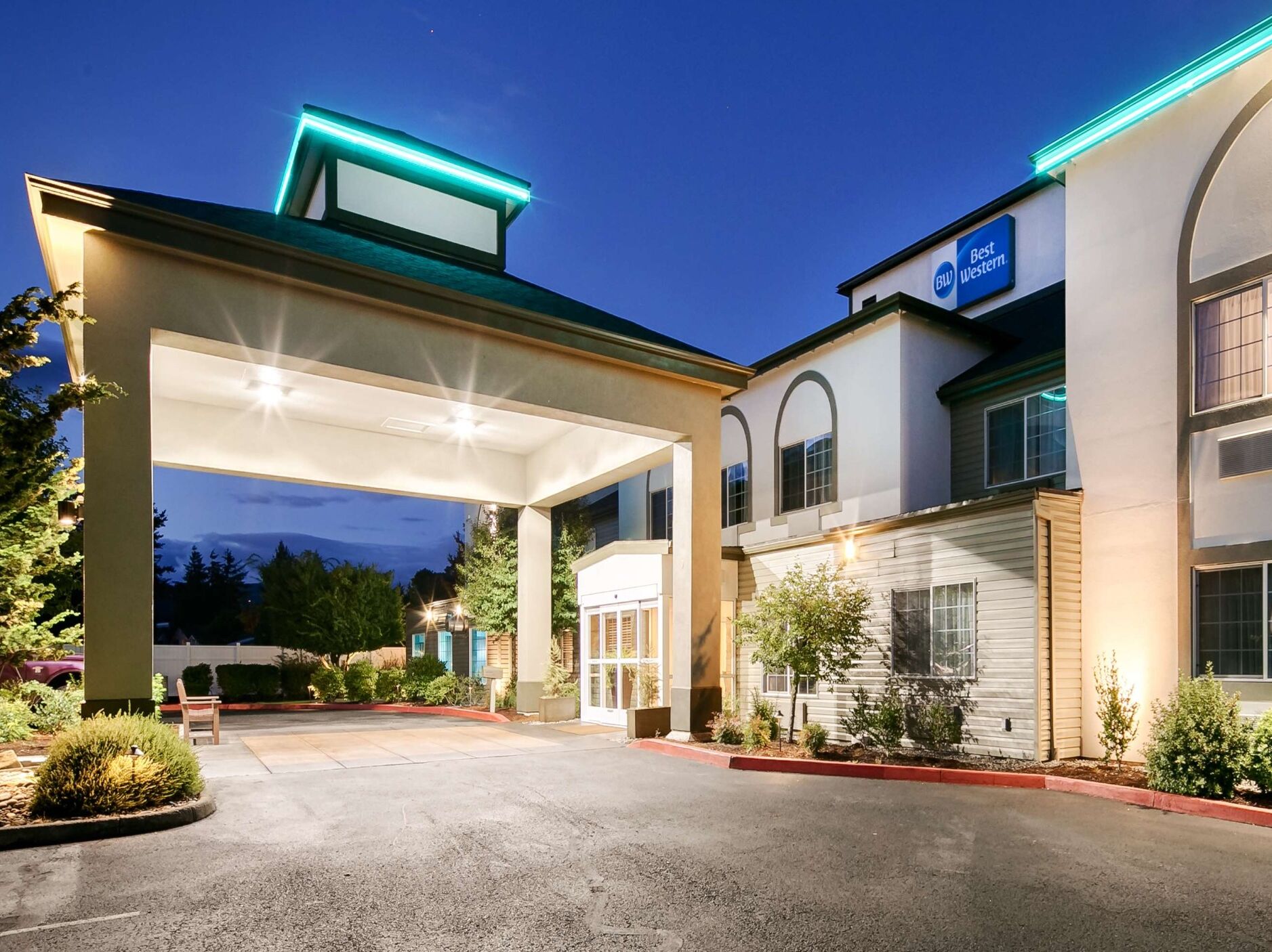 Picture of Best Western Woodland Inn