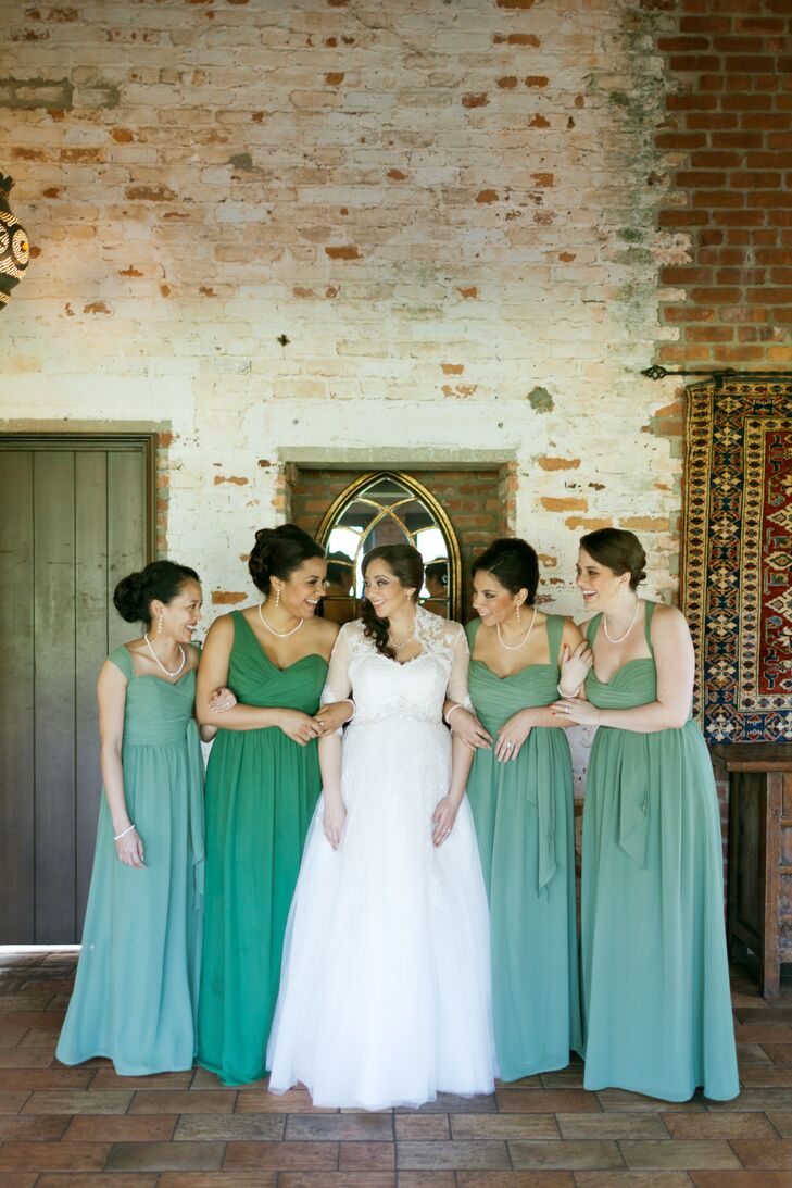 Each woman highlighted the flecks of color in Casa Feliz's aged brick walls with a long Alfred Angelo dress in clover or forest green. "It was important to me that all the girls were able to dance the night away," says Marie. "The chiffon material was loose fitting but still able to lay on the girls to highlight their shapes as well as make them look and feel beautiful.”