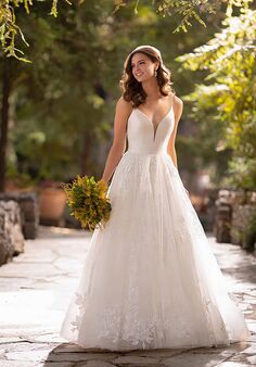 Essense of Australia D2810 Ball Gown Wedding Dress