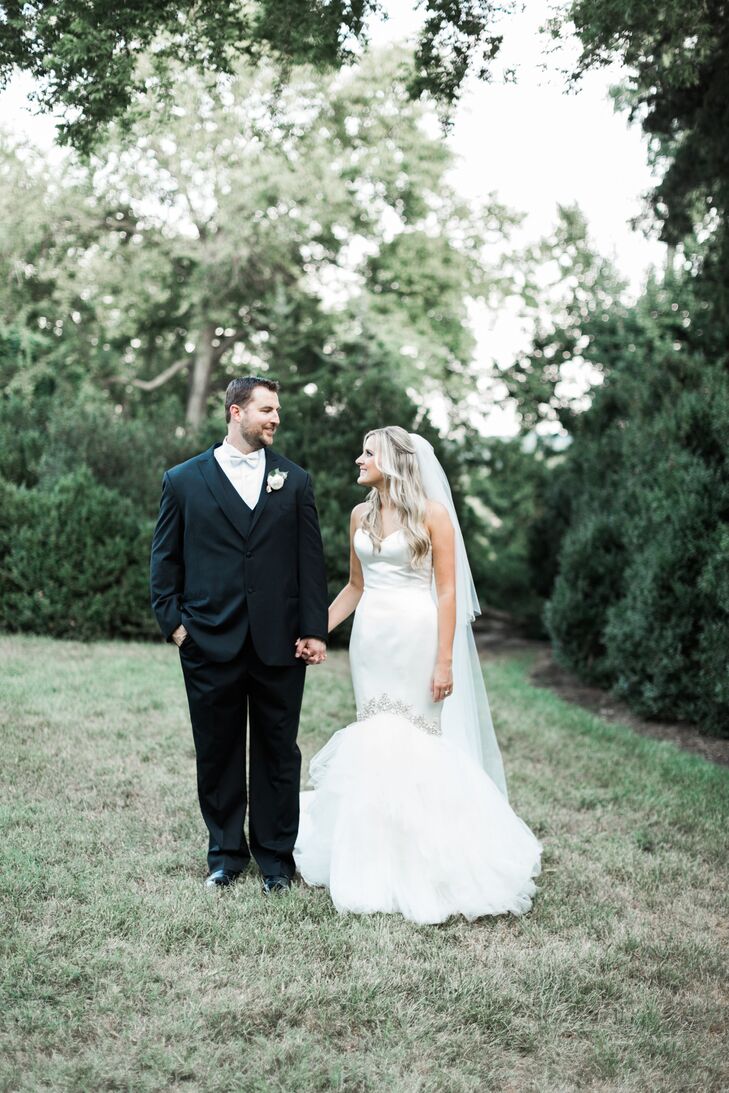 It took only a week after Bonnie Mertz (26 and a nurse) shared a patient with Jason Rogers (33 and an orthopedic surgeon) for the pair to start dating