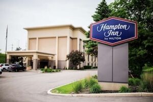 Picture of Hampton Inn by Hilton Milwaukee Northwest