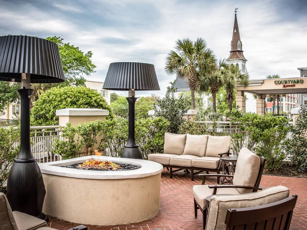 Picture of Courtyard Charleston Historic District