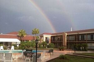 Picture of Monroes on the Lake Hotel & Banquet Hall