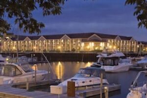 Picture of Doubletree by Hilton Hotel Racine Harbourwalk