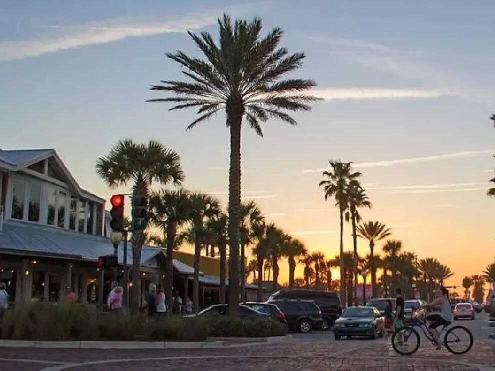 Picture of Beaches Town Center