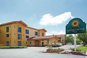 Picture of La Quinta Inn by Wyndham Fresno Yosemite