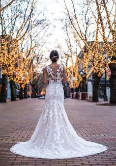 Essense of Australia D3301 A-Line Wedding Dress