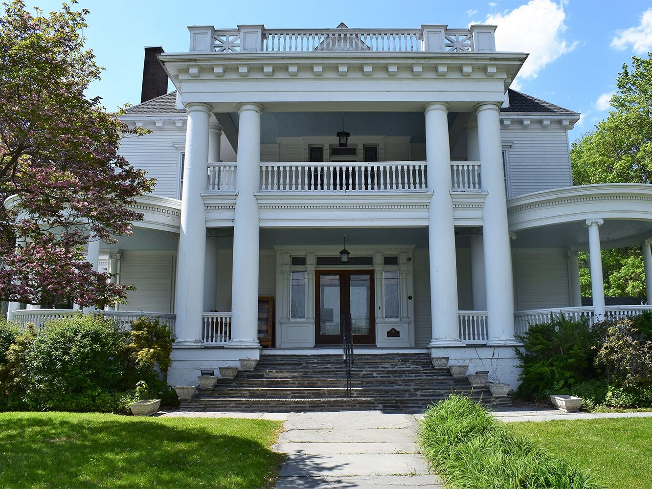 Picture of The Columns Museum