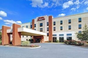 Picture of Hampton Inn & Suites Harrisburg / North