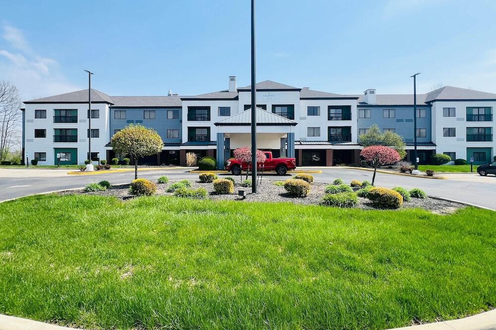 Picture of Country Inn & Suites by Radisson, Columbus-Edinburgh