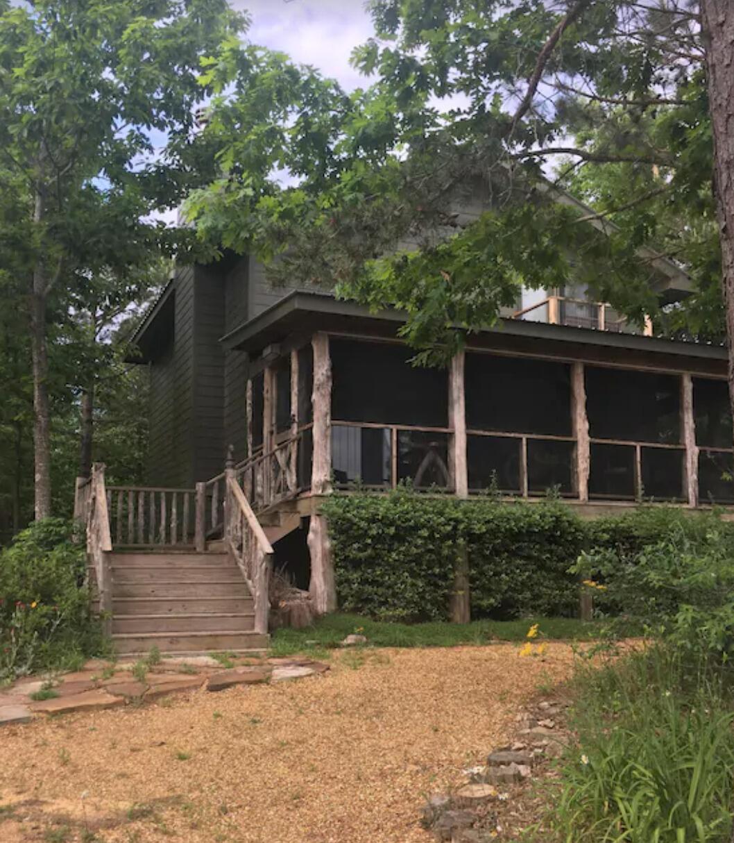 Picture of Moon Lake Lodge