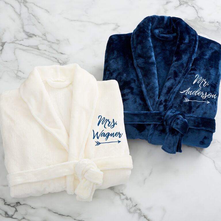 Custom Mr. and Mrs. plush bathrobes. Best gifts for couples. 