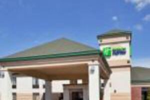 Picture of Comfort Inn & Suites NW Milwaukee