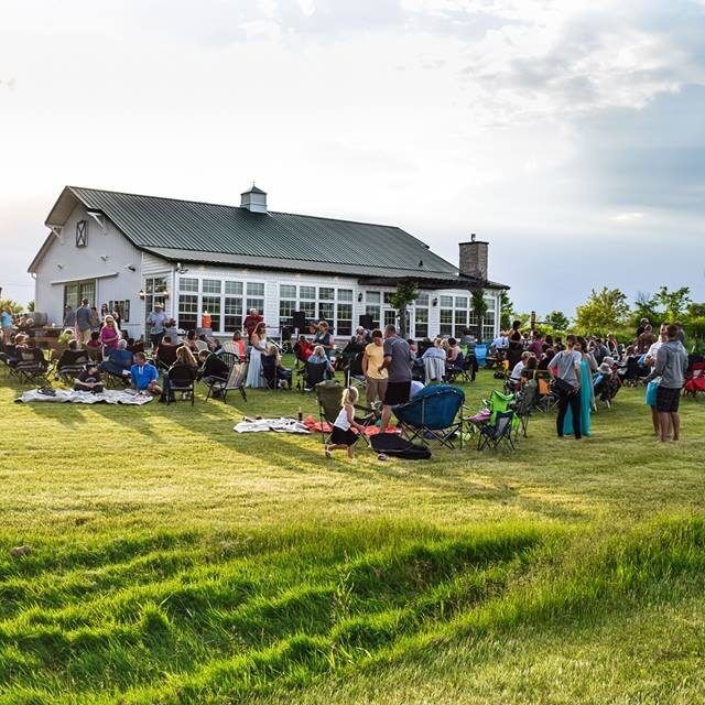 Picture of LedgeStone Vineyards