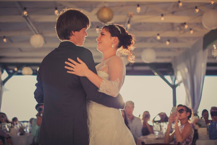 Tara and Shannon First Dance
