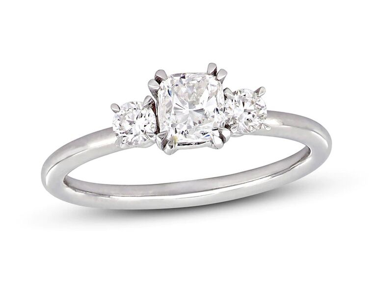 jared diamond three stone cushion cut engagement ring two side diamonds and plain band