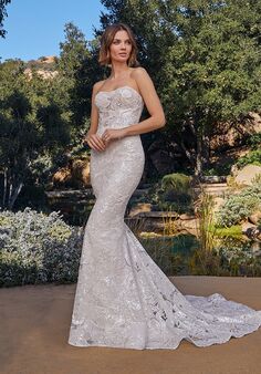 Casablanca Bridal Style 2519 Winston Fit-and-Flare Wedding Dress