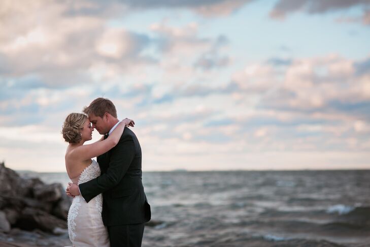 “Being from Cleveland, I love the waterfront and the lake,” says Kelly. “I looked at one other option and then finally convinced my parents that their huge back yard in Sandusky on the lake was the best option.”