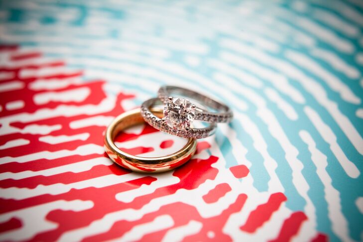 The couple opted for classic wedding rings, a simple polished gold band for Glenn and a diamond pavé band for Helen.
