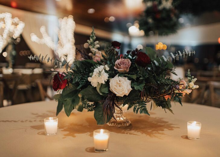 Winter-Inspired Centerpiece of Roses and Greenery