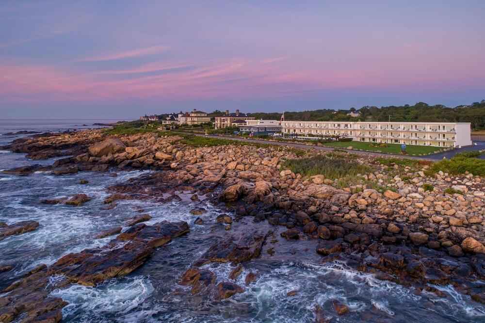 Picture of Atlantis Oceanfront Inn