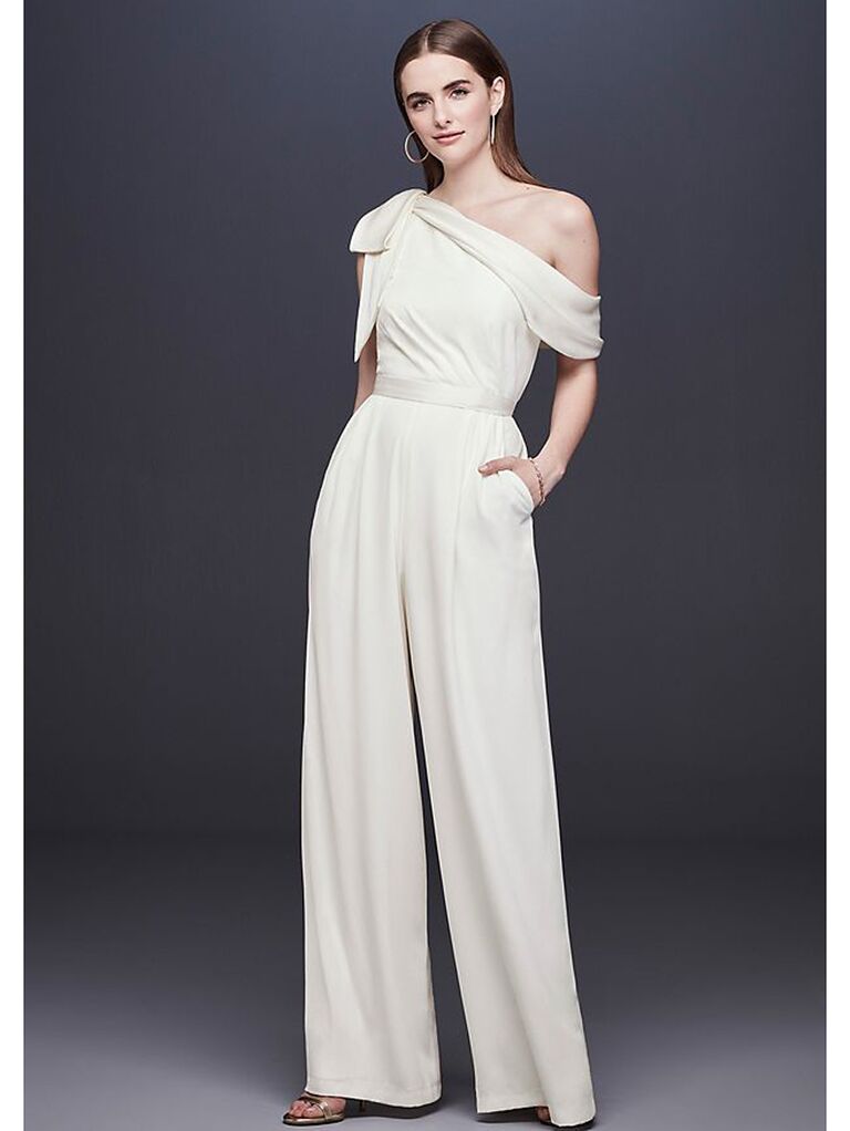 One-shoulder jumpsuit with bow