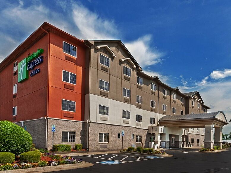 Picture of Holiday Inn Express & Suites Jenks, an IHG Hotel