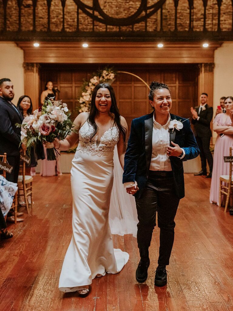 winter wedding ideas velvet suit