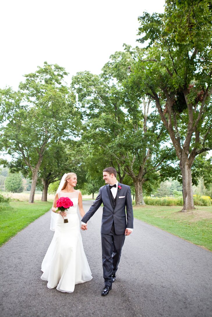 rn                                        Inspired by a secret garden and their mountaintop venue, Kelley Dionne (29 and in hospitality) and Jeffrey D