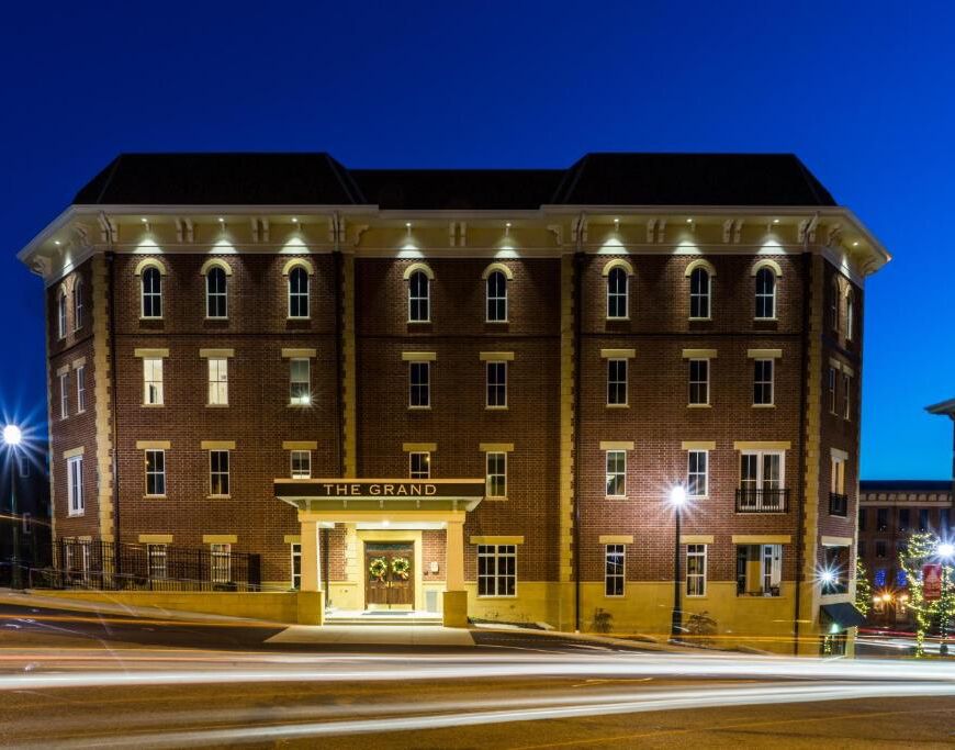 Picture of The Mount Vernon Grand Hotel