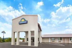 Picture of Days Inn by Wyndham Grantville Hershey North