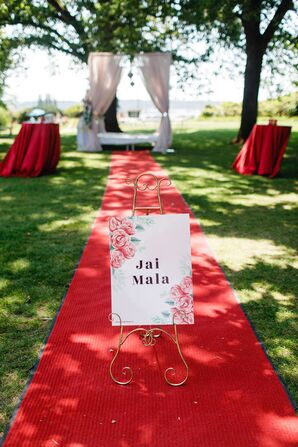 Jaimala Sign at Hindu Wedding at Peace Arch International Park in Blaine, Washington