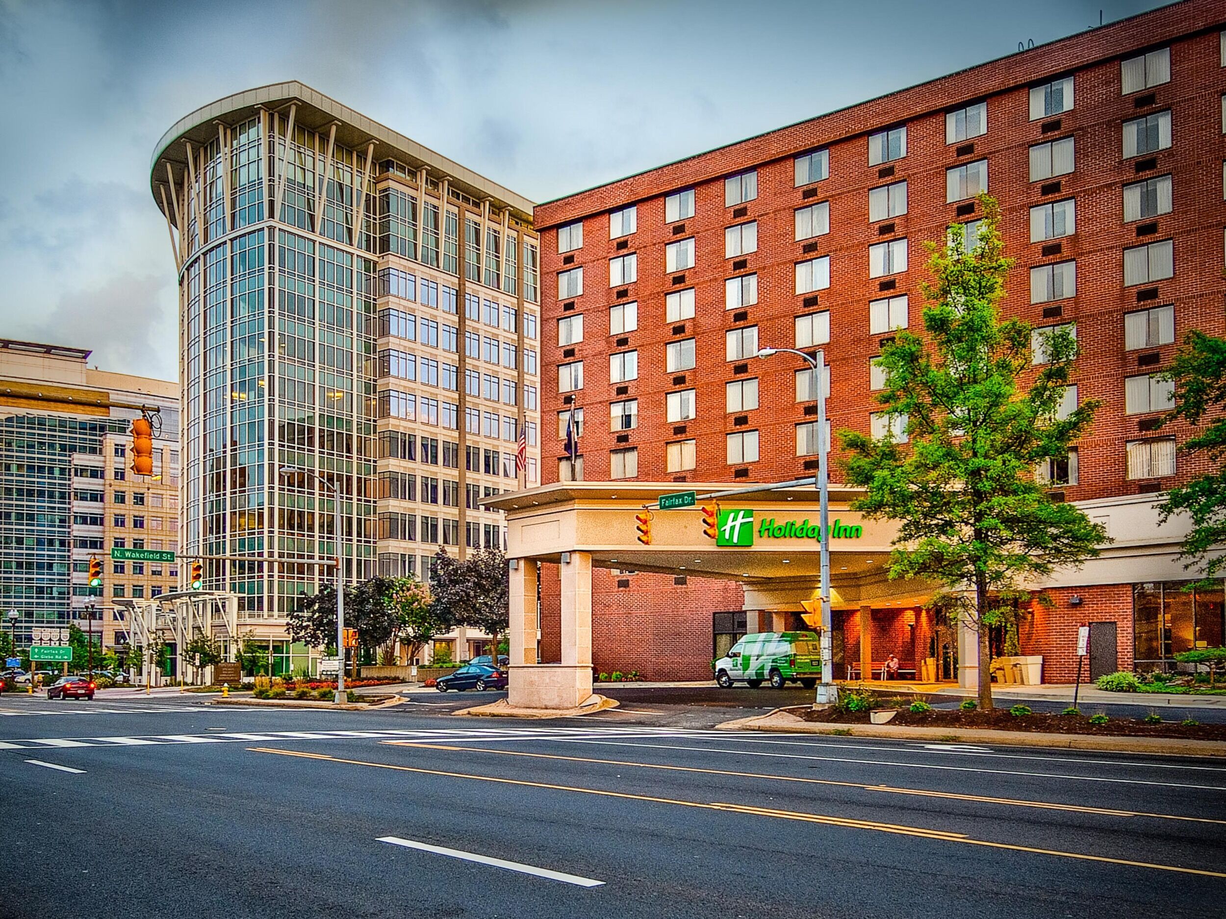 Picture of Holiday Inn Arlington at Ballston