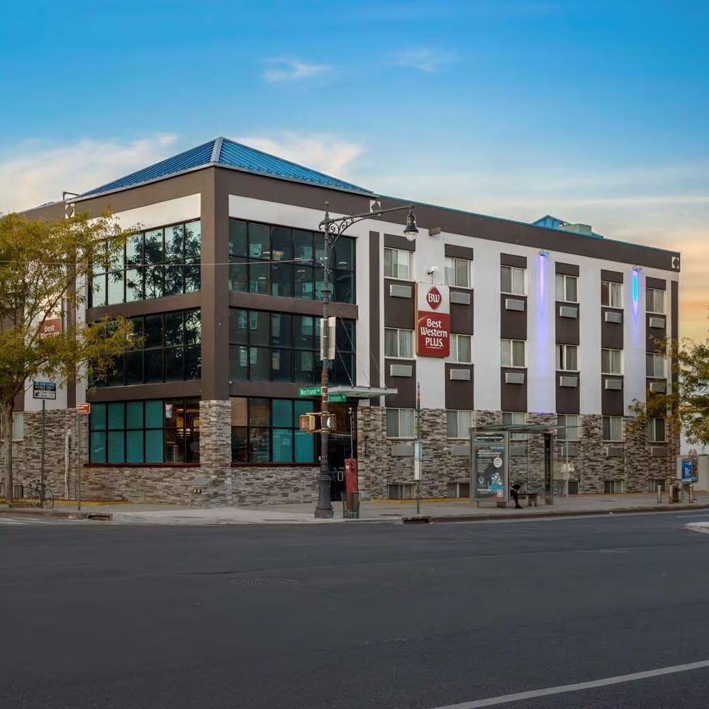 Picture of Best Western Plus Brooklyn Bay Hotel