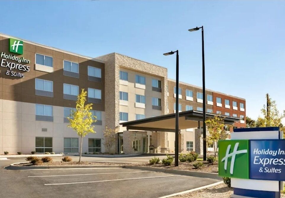 Picture of Holiday Inn Express & Suites