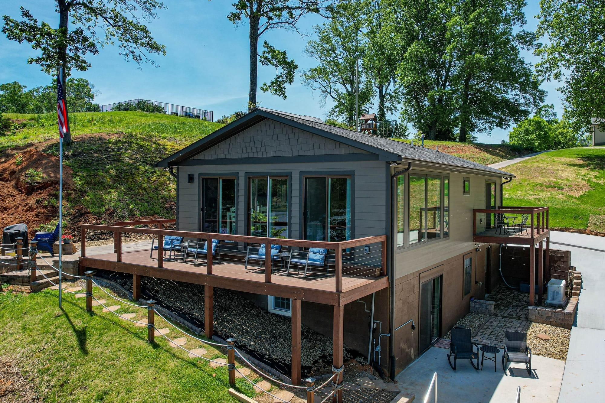 Picture of Double J's LakeHouse