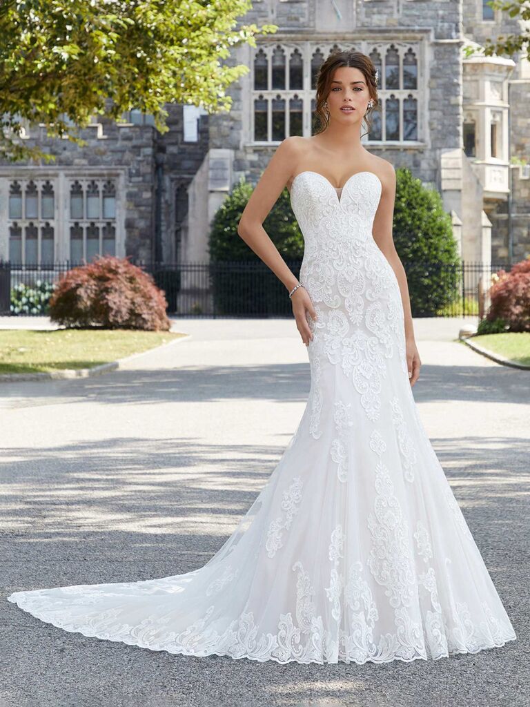 Sheath Wedding Dresses for an Ultra ...