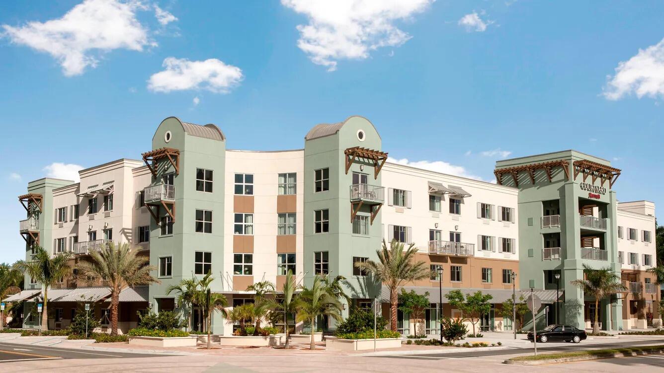 Picture of Courtyard Palm Beach Jupiter