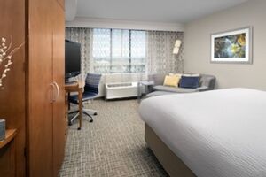 Picture of Courtyard by Marriott Tacoma Downtown
